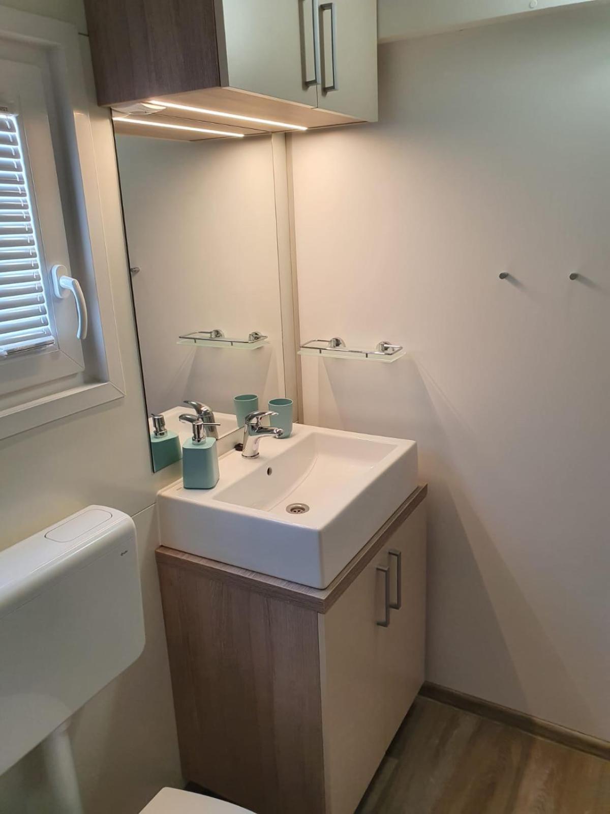 Mobile Home M&M Drage Δωμάτιο φωτογραφία