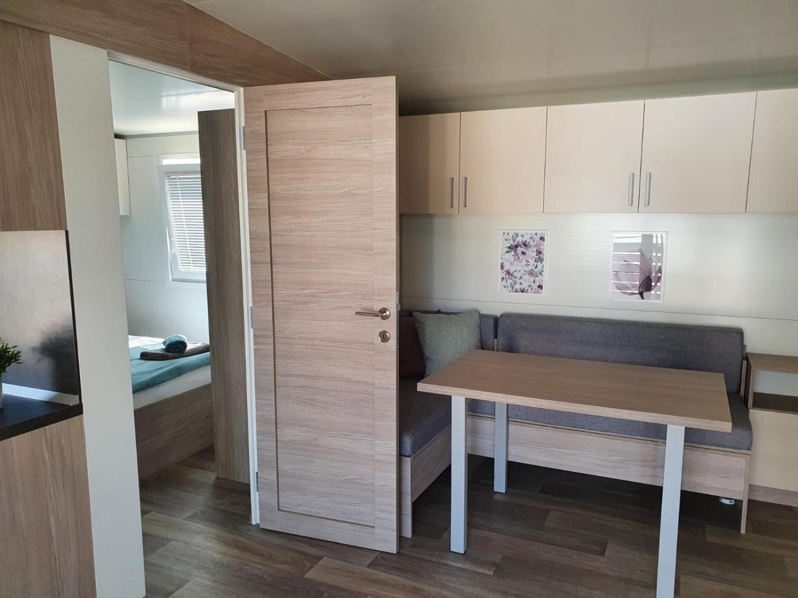 Mobile Home M&M Drage Δωμάτιο φωτογραφία