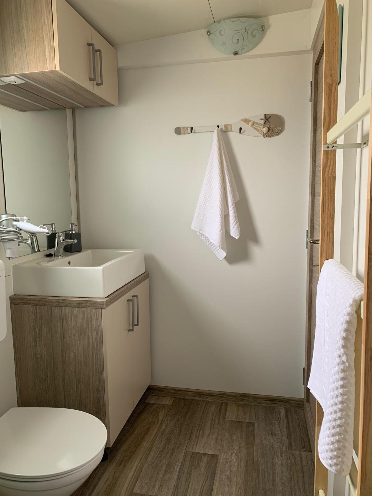 Mobile Home M&M Drage Δωμάτιο φωτογραφία