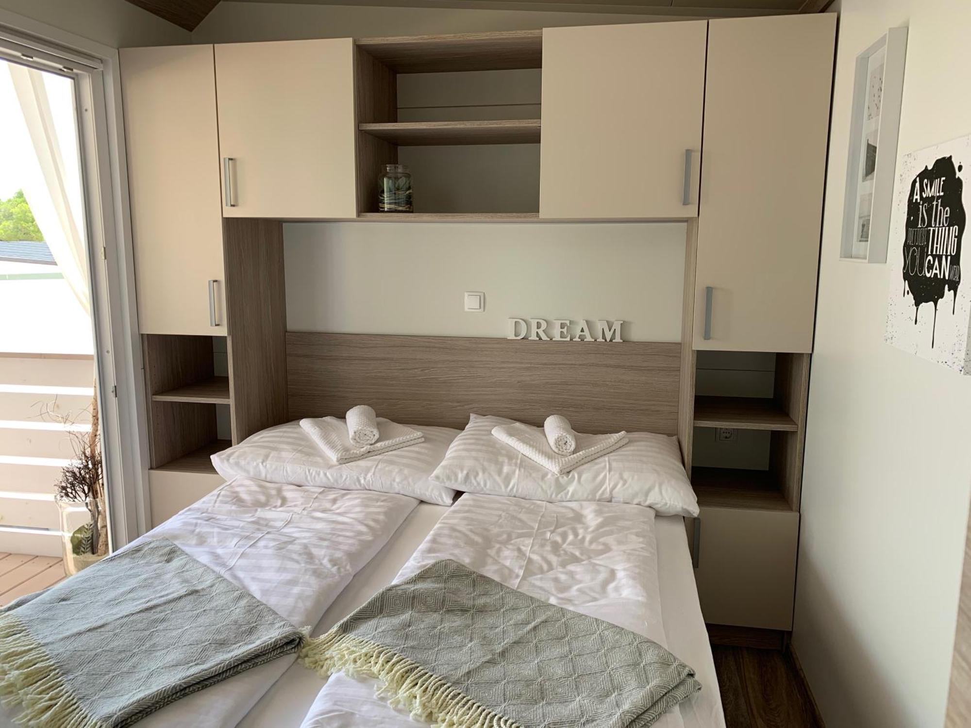 Mobile Home M&M Drage Δωμάτιο φωτογραφία